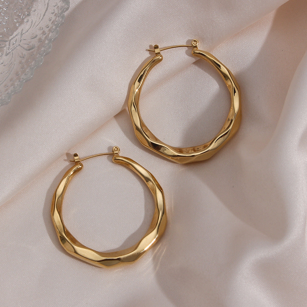 Eden Hoop Earrings