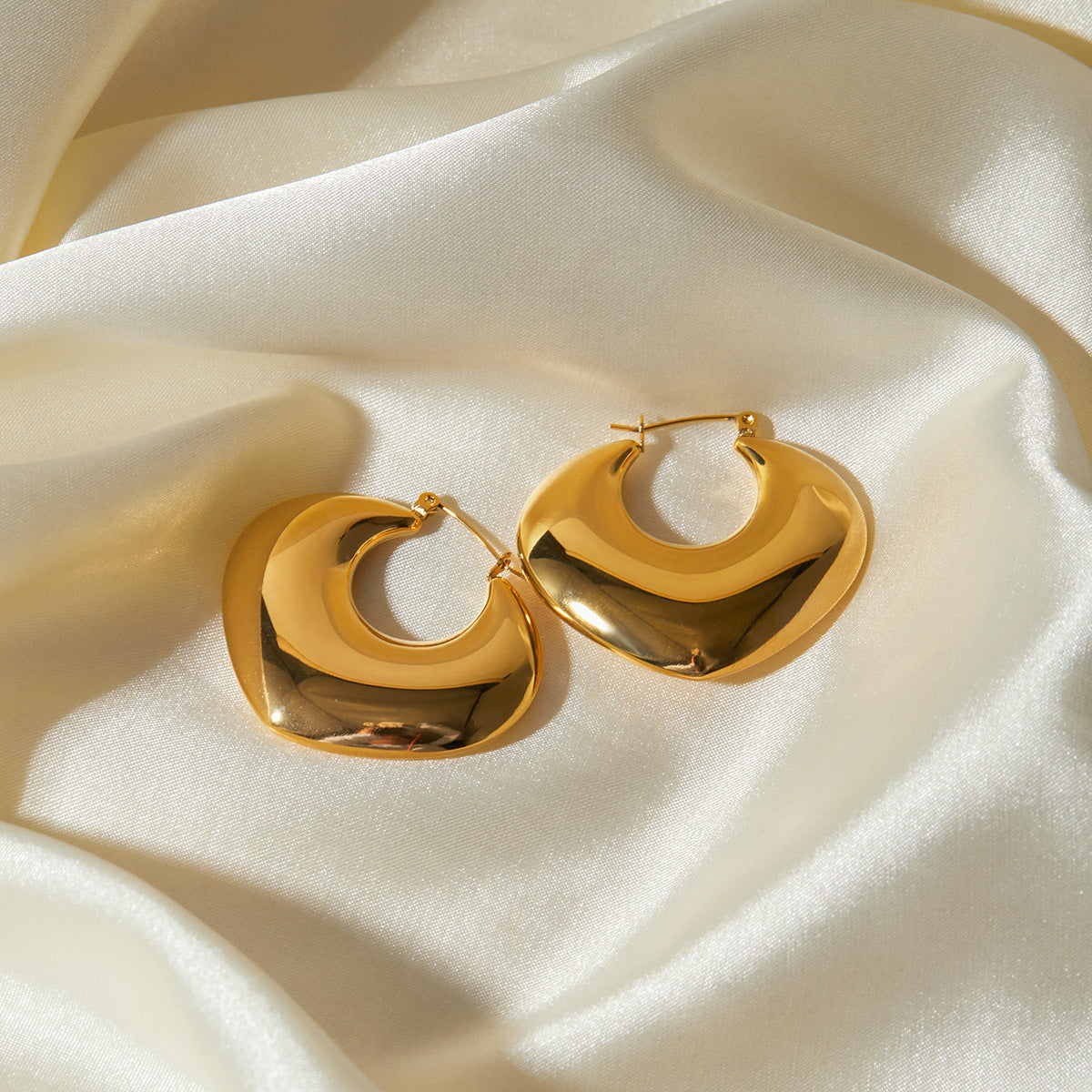 Joan Gold Hoops