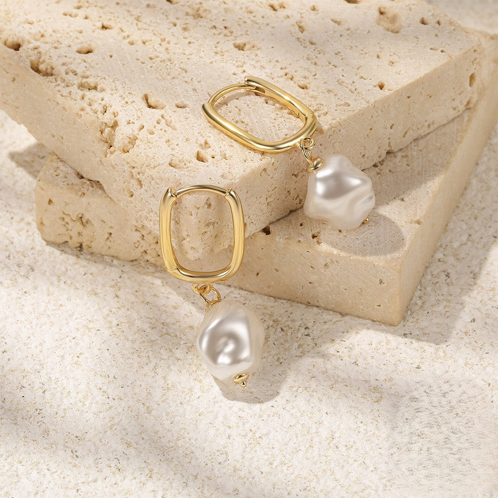 Lina Freshwater Pearl Earrings