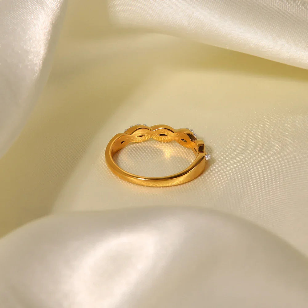 Camilla Pearl Ring