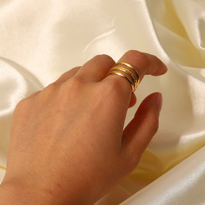 Amelia Three Band Ring