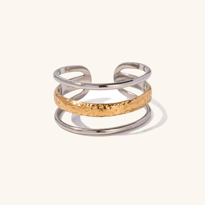 Amelia Three Band Ring