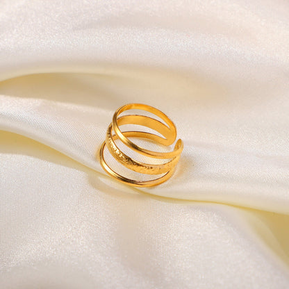 Amelia Three Band Ring