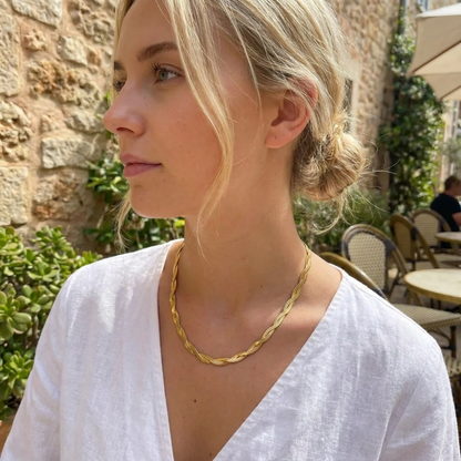 Agatha Twisted Chain Necklace