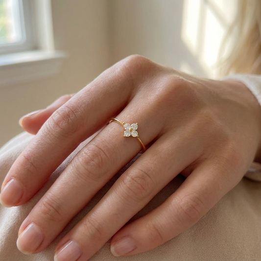 Aileen Clover Ring