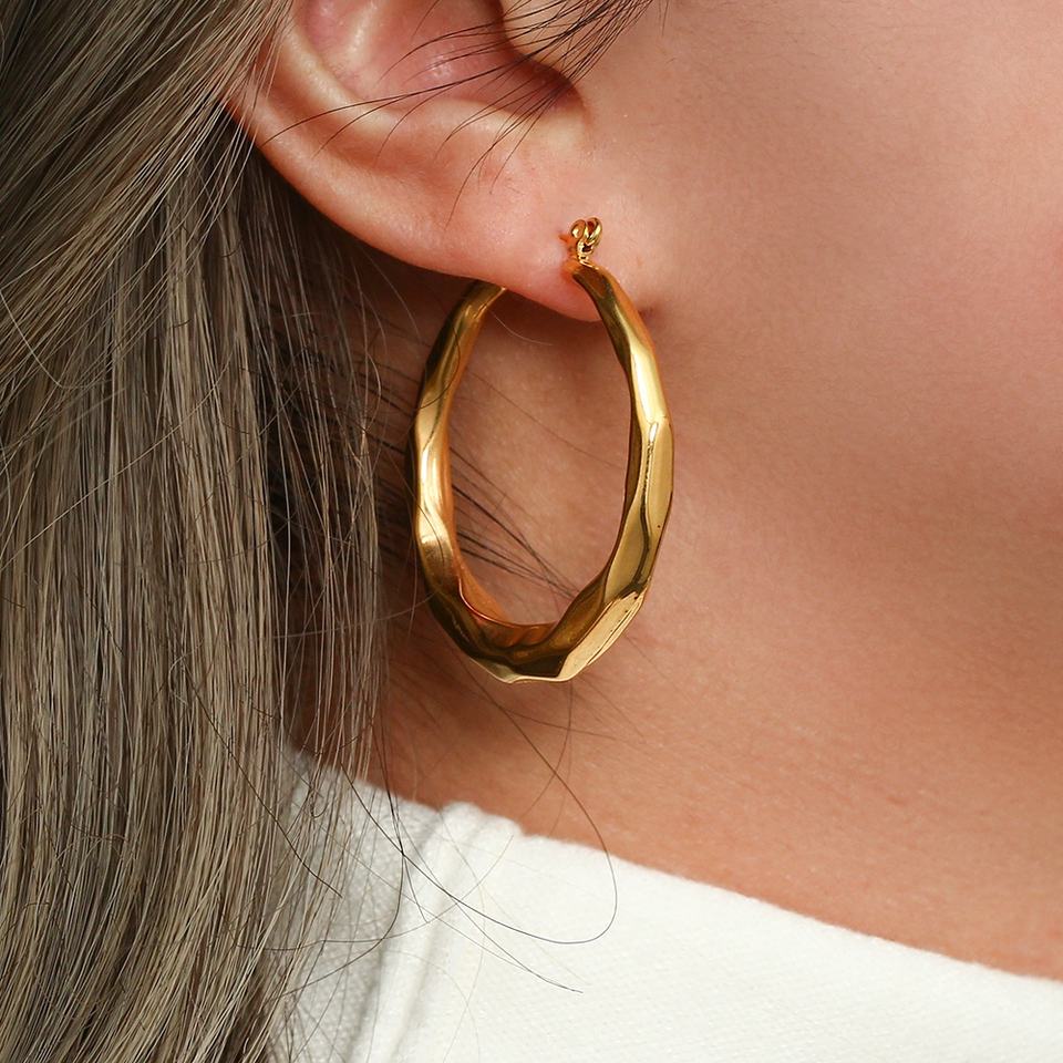 Eden Hoop Earrings