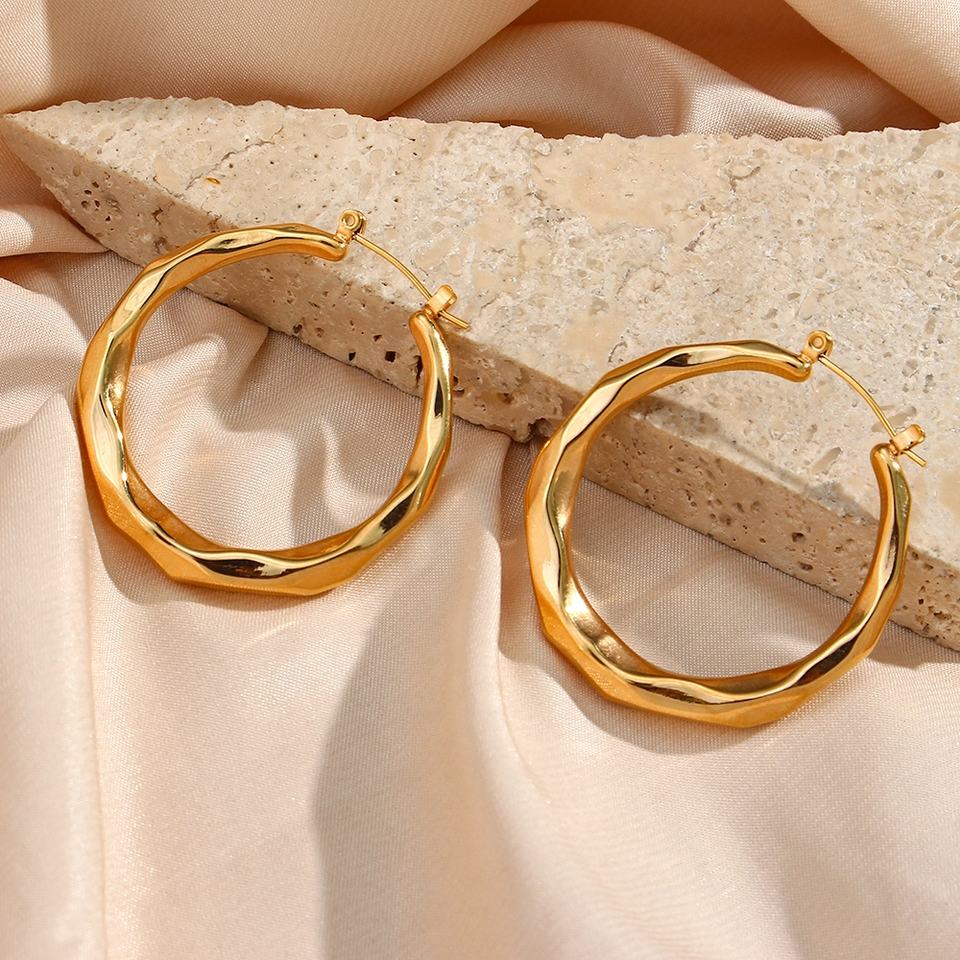 Eden Hoop Earrings