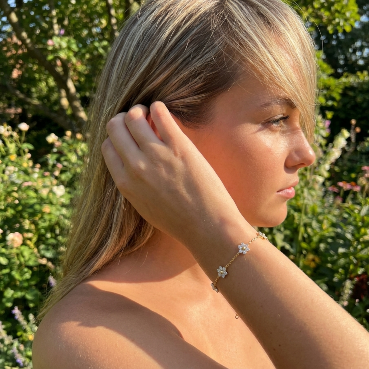 Amelia Flower Crystal Bracelet