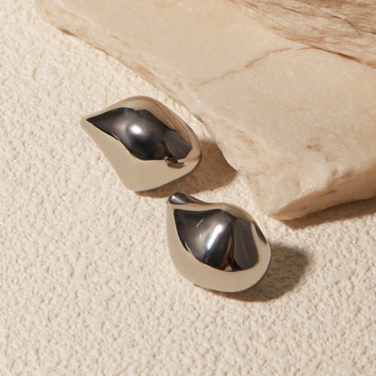 Alma Gold Earrings