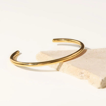 Avalynn Gold Bangle