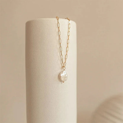 Ada Pearl Necklace