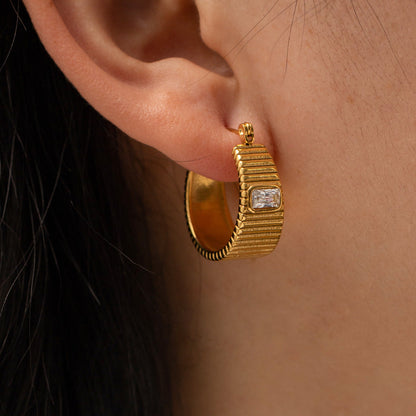 Hayley Gold Hoop Earrings