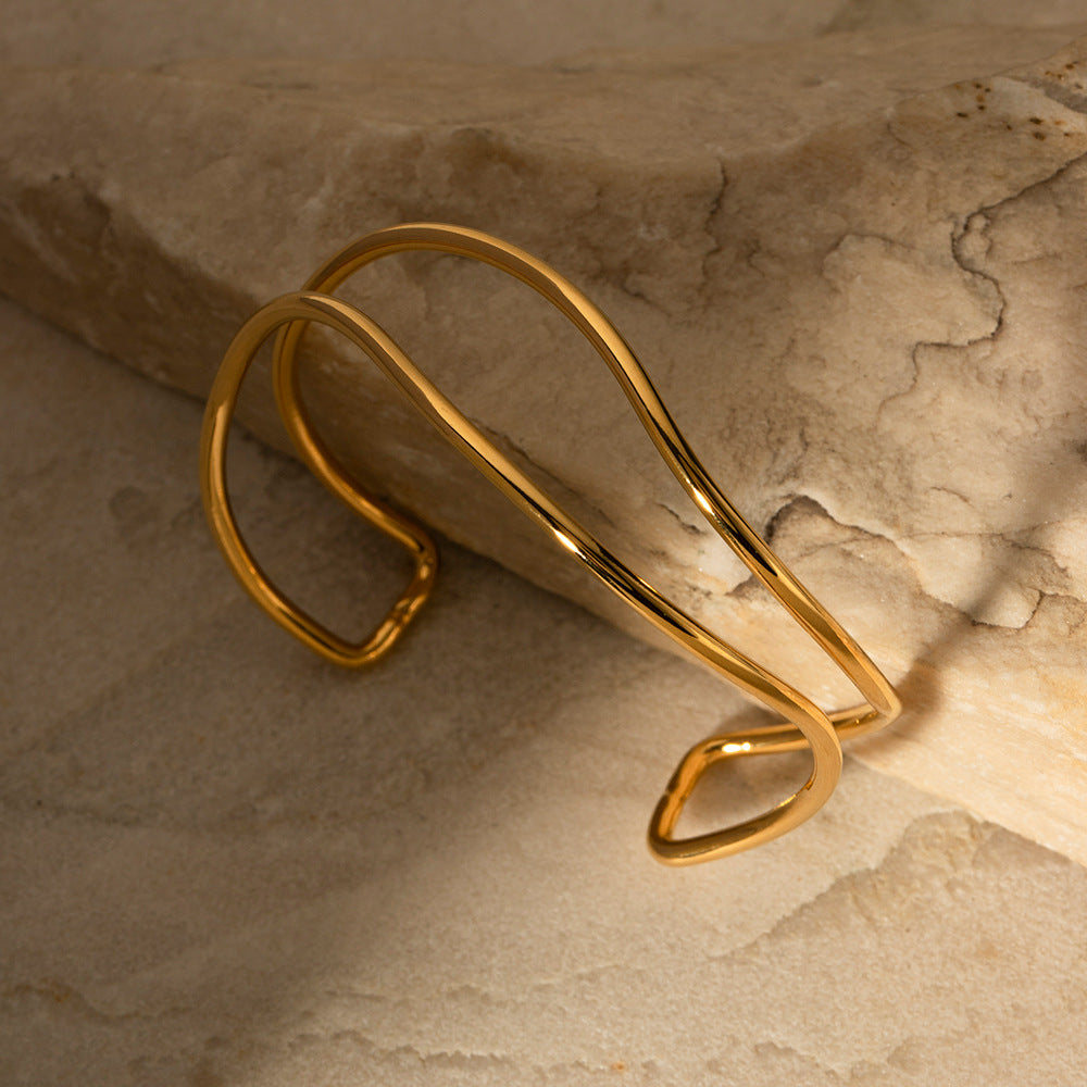 Elodie Gold Bangle