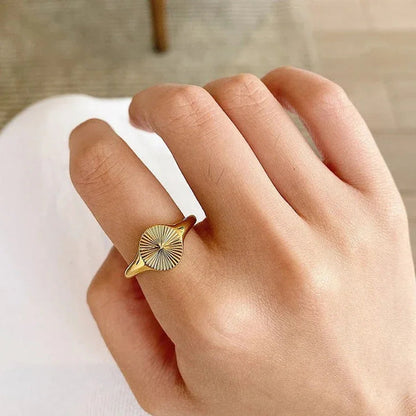 Ariah Gold Ring