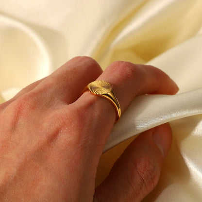 Ariah Gold Ring