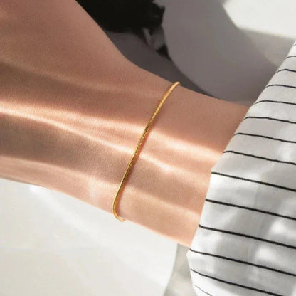 Violeta Gold Bracelet
