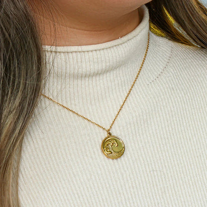 Ari Ocean Pendant