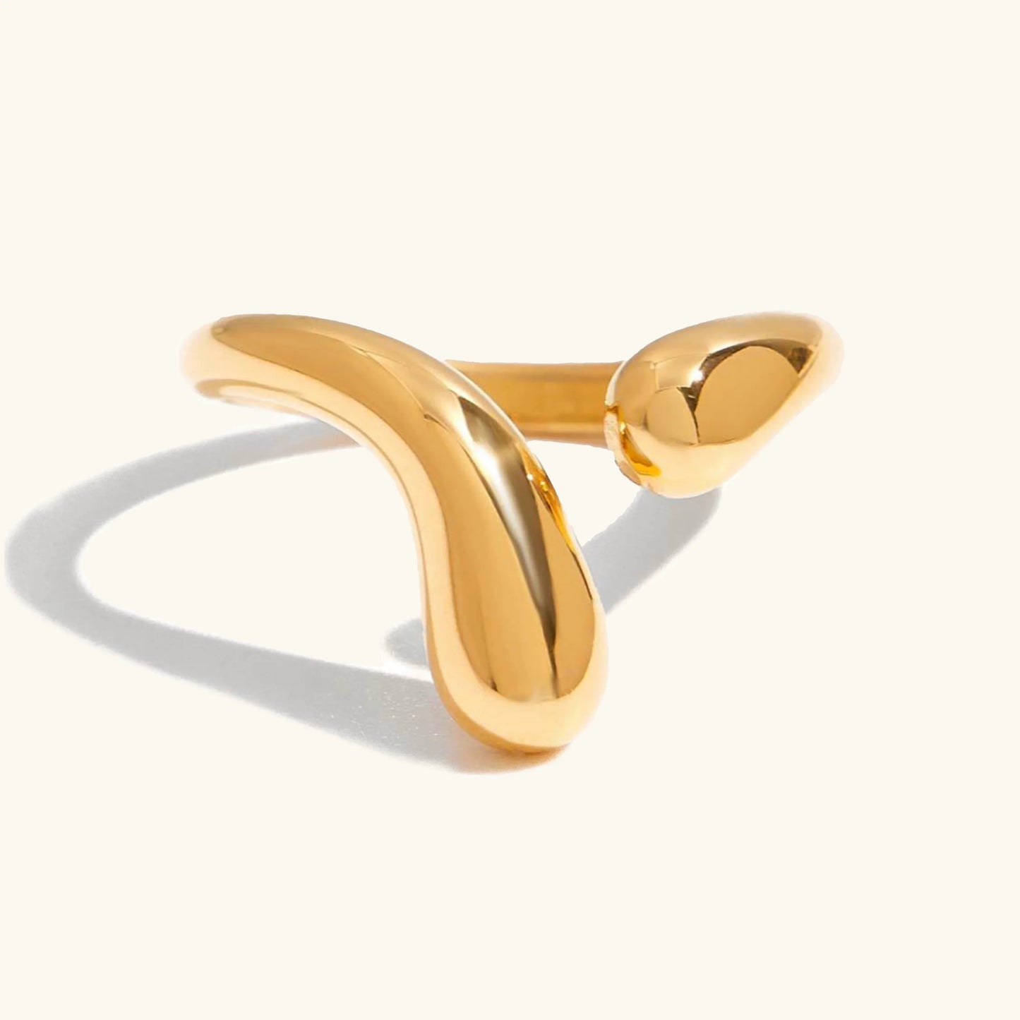 Anna Twisted Band Ring