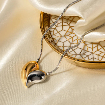 Ada Heart Necklace