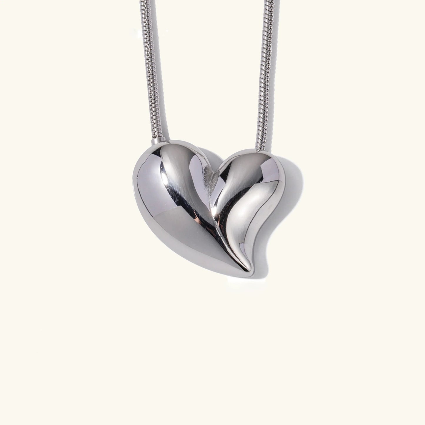 Elina Heart Necklace