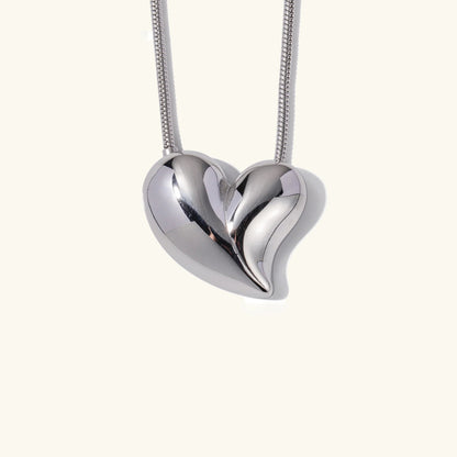 Elina Heart Necklace