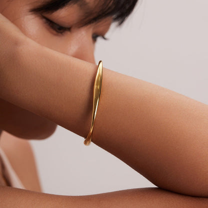 Giselle Gold Bangle