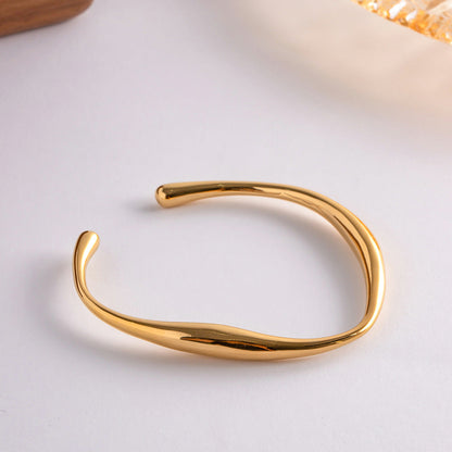 Giselle Gold Bangle