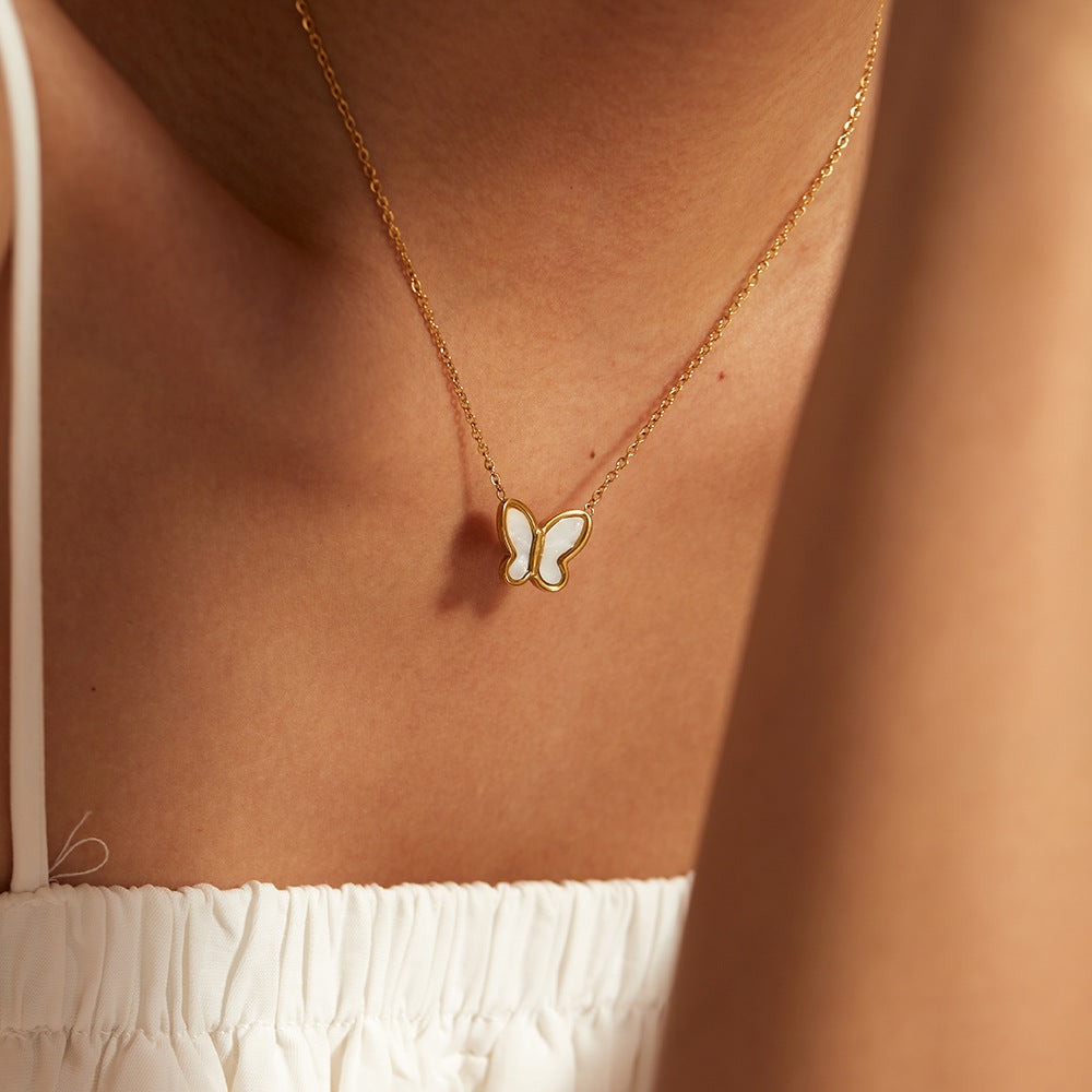 Elegant Butterfly Pendant Necklace with Mother of Pearl and Freshwater Pearls – Adjustable 18k Gold Plated Jewelry 2