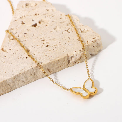 Elegant Butterfly Pendant Necklace with Mother of Pearl and Freshwater Pearls – Adjustable 18k Gold Plated Jewelry 3