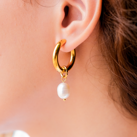 Nerina Freshwater Pearl Earrings