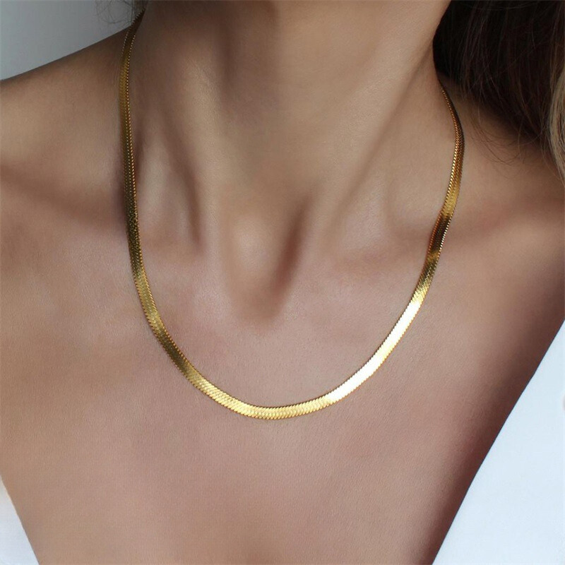 Ava Gold Herringbone Necklace