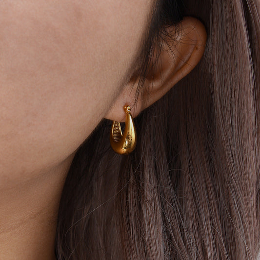 Amira Gold Hoop Earrings