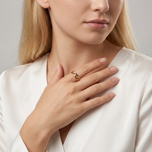 Evelynn Gold Ring
