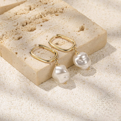 Lina Freshwater Pearl Earrings