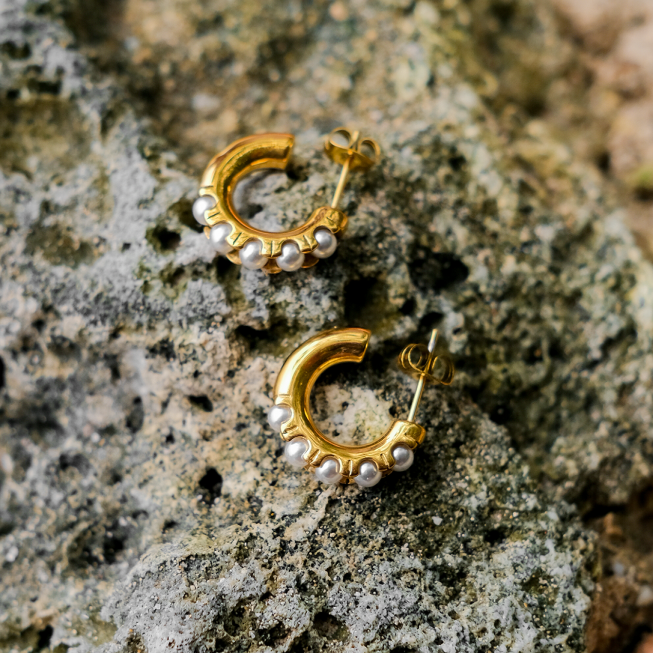 Selina Pearl Hoop Earrings