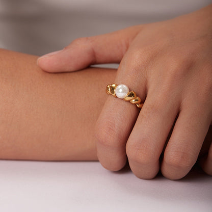 Freshwater Pearl Ring with Textured 18k Gold Band – Hypoallergenic and Water Resistant 3
