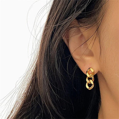Gracie Gold Chain Earring