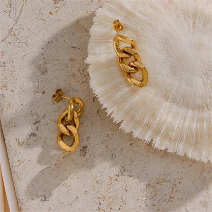 Gracie Gold Chain Earring