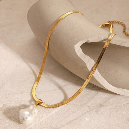 Celeste Pearl Necklace