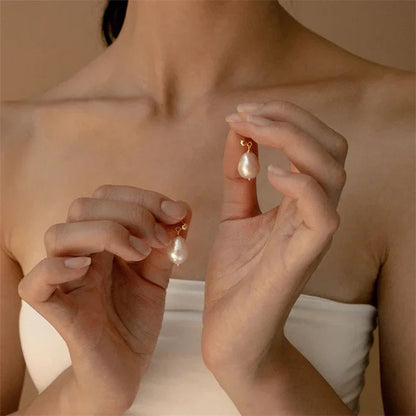 Clara Freshwater Pearl Earrings
