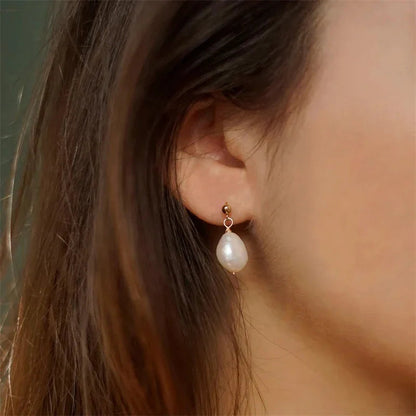 Clara Freshwater Pearl Earrings