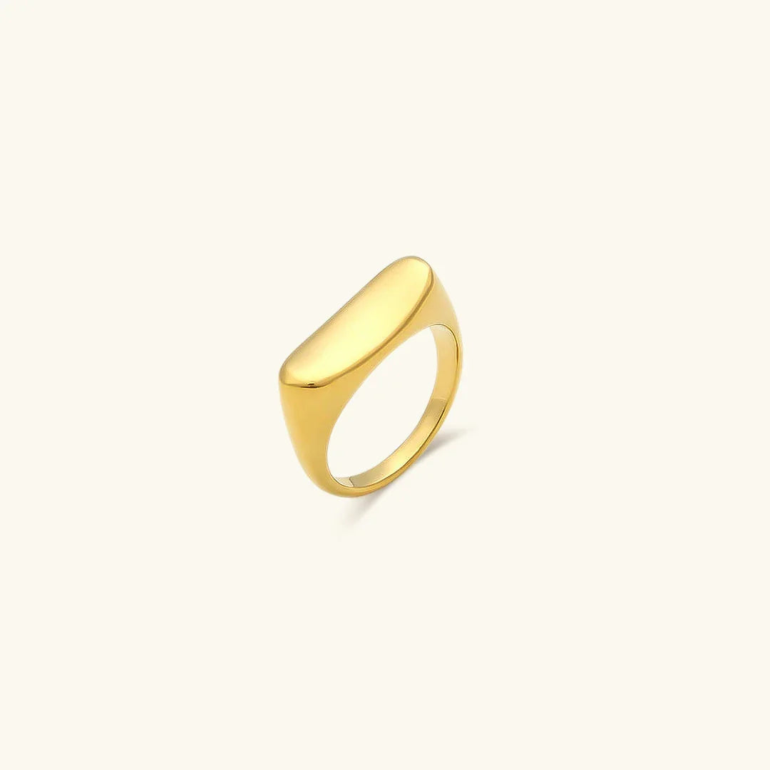 Leslie Gold Ring