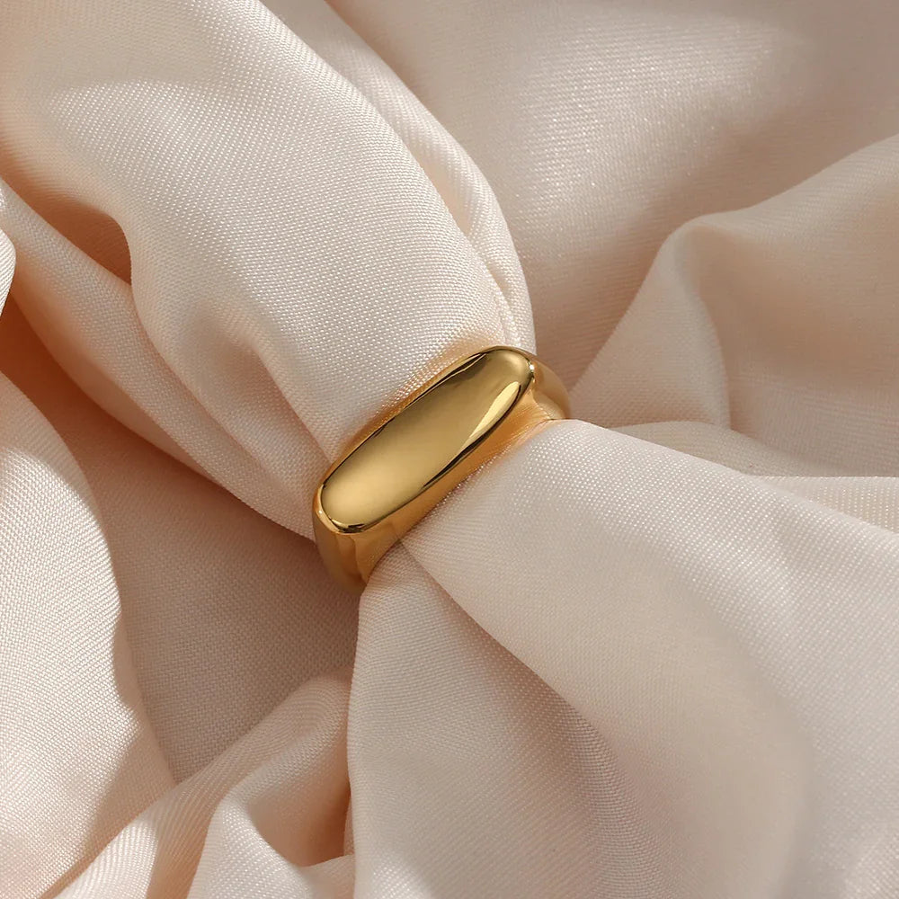 Leslie Gold Ring