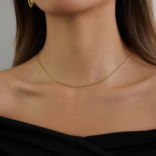 Elizabeth Gold Chain Necklace