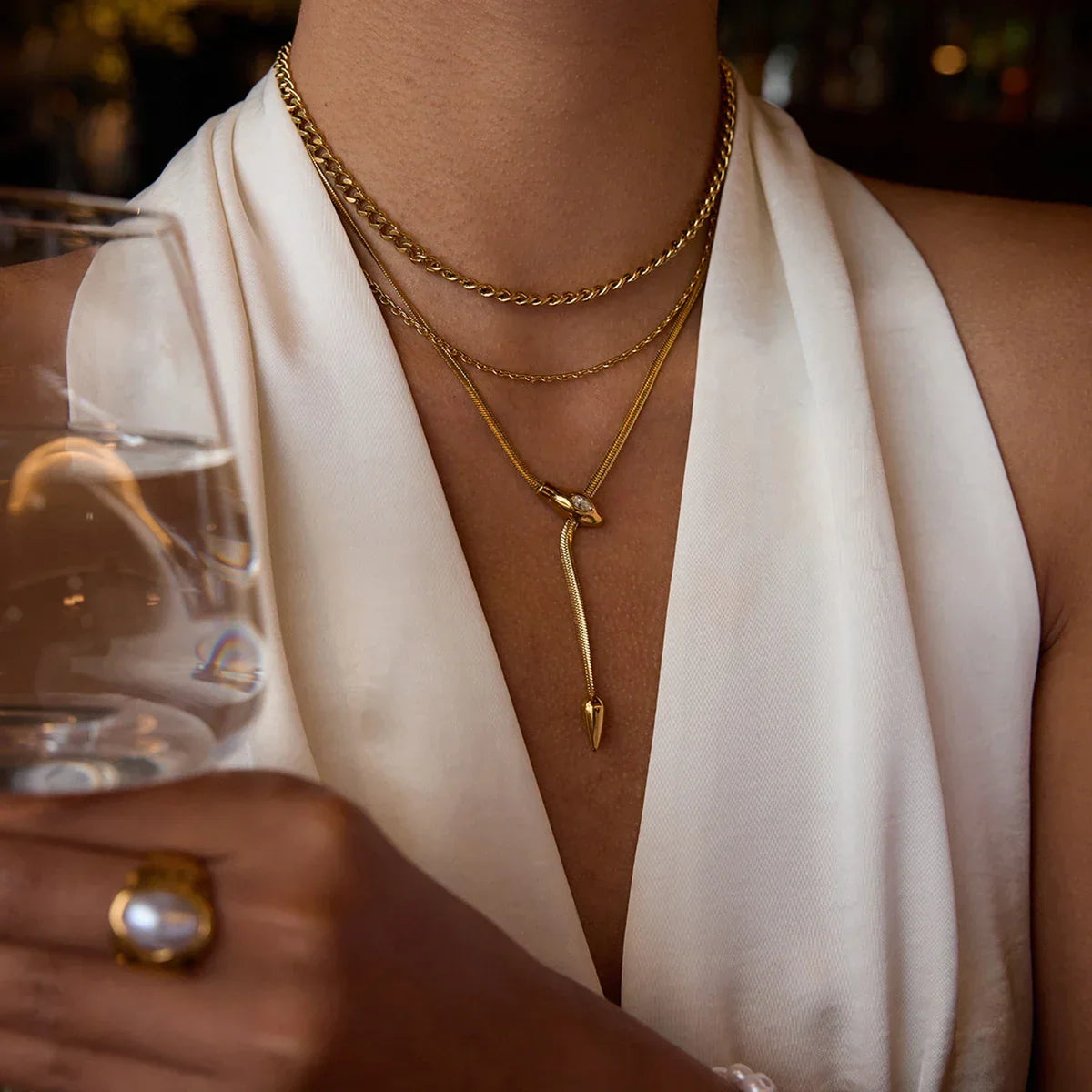 Elizabeth Gold Chain Necklace