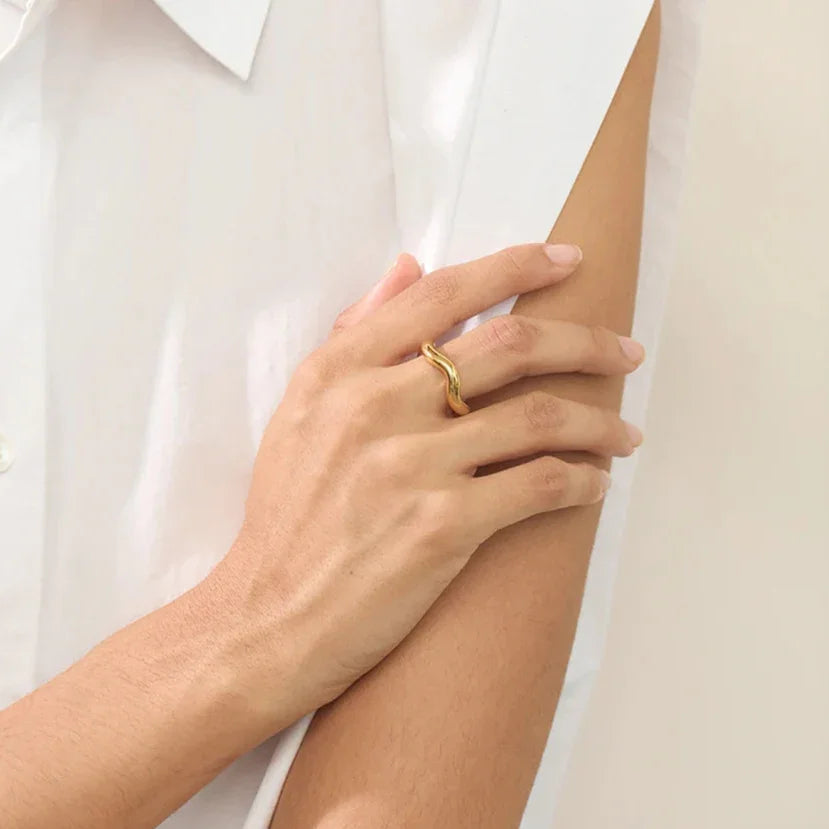 Jasmine Gold Wave Ring