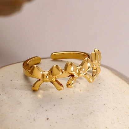 Carolina Bow Ring