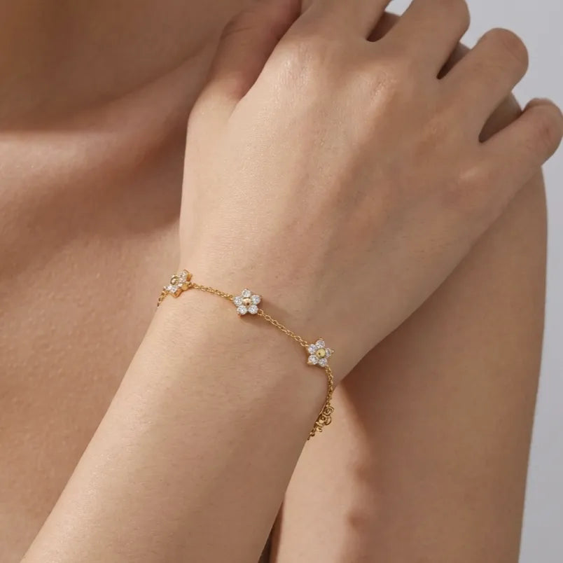 Mia Collection | Elegant Gold Crystal Bracelet with Adjustable Length | Hypoallergenic Jewelry for Daily Wear 0
