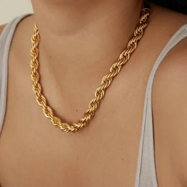 Abby Golden Twist Necklace