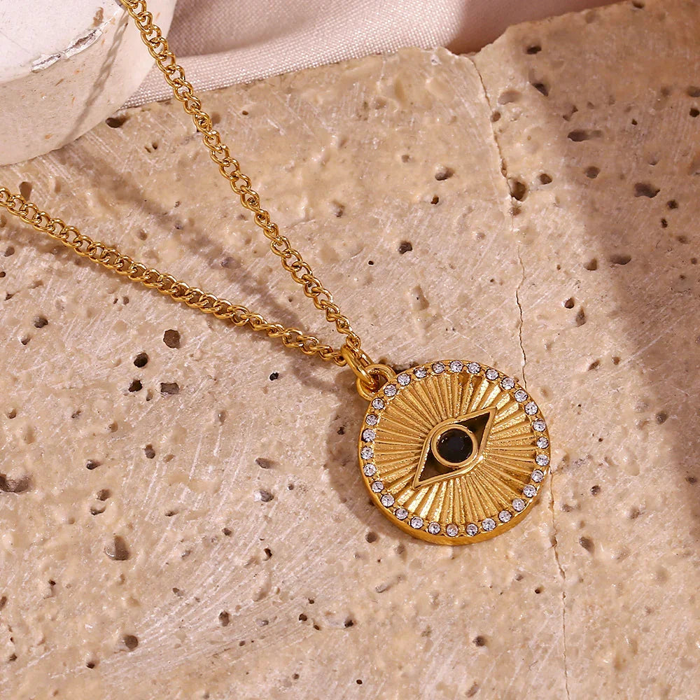 Anika Gold Necklace